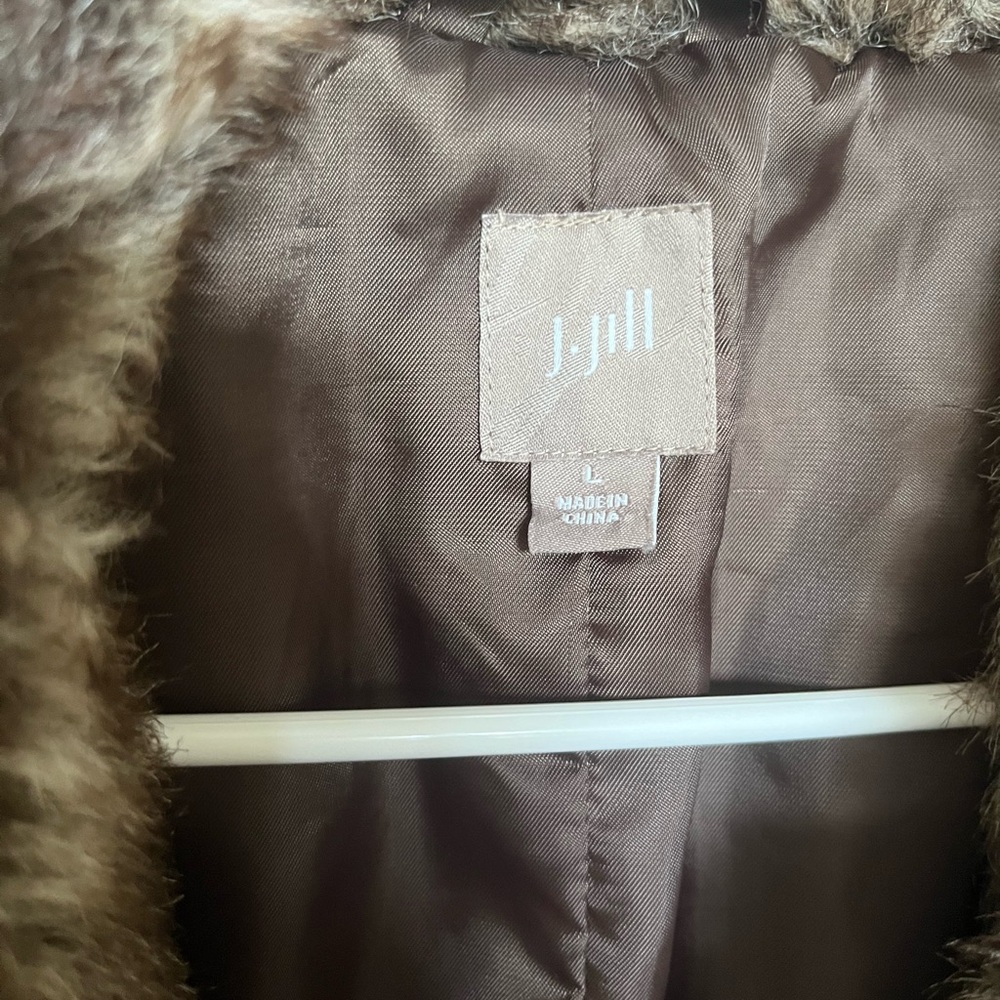 Faux Fur Jacket - Picture 2 of 4